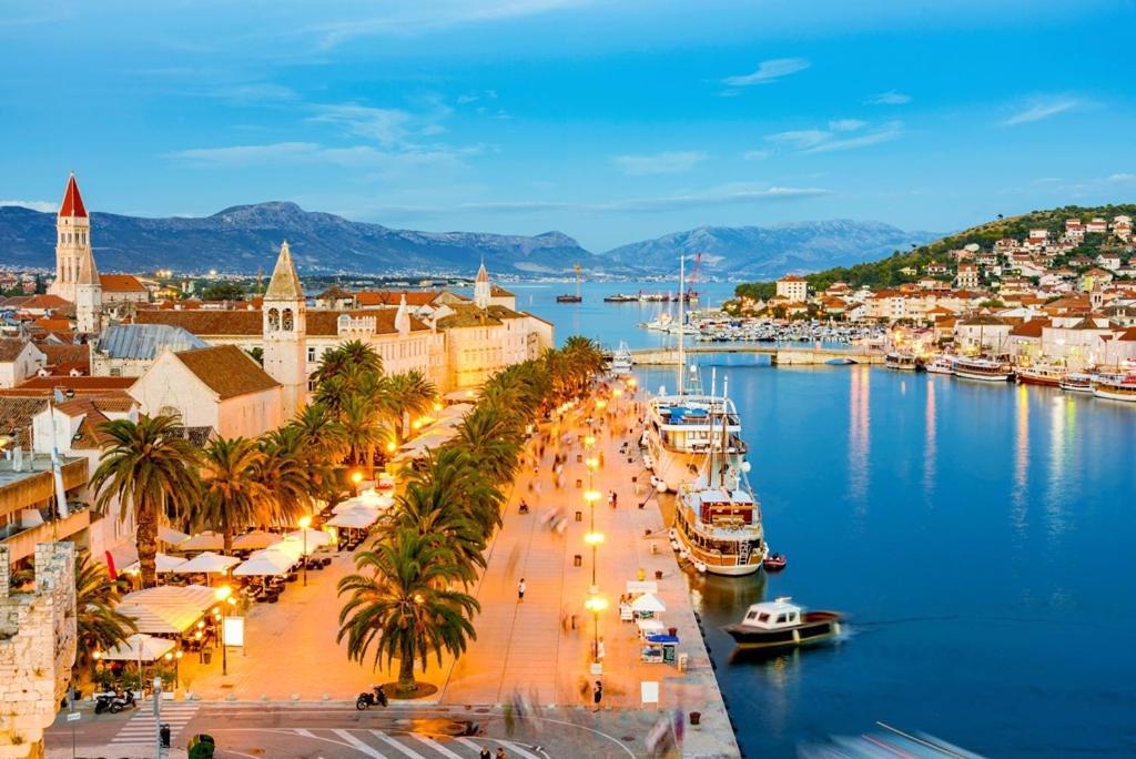 Apartments Mira Trogir Kültér fotó